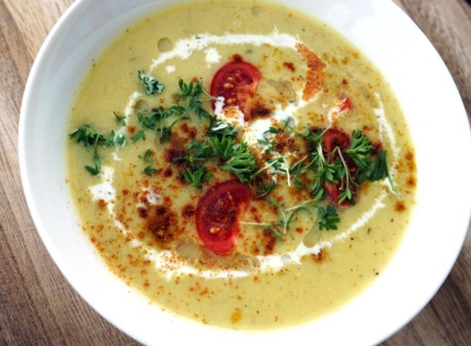 5 kg Ei. Blumenkohl-Curry-Suppe Troiber, tiefgefroren