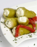 1000 g Sc. Grüne Peperoni gefüllt mit Frischkäsecreme Semmler